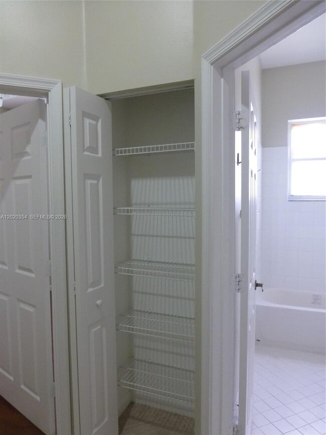 Building Photo - 1139 Chenille Cir