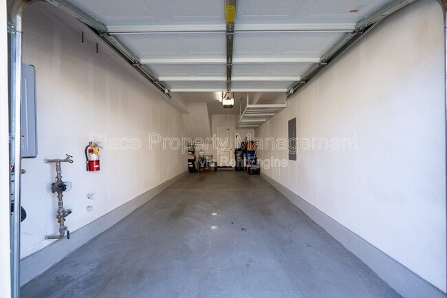 Building Photo - 1708 Cal Orchid Pl