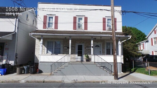 Primary Photo - 1st and 2nd Floor: 2 Bedroom / 1 Bathroom ...