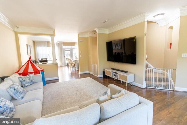 Building Photo - 2607 River Basin Ln