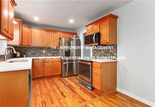 Building Photo - 3703 W 47th Pl