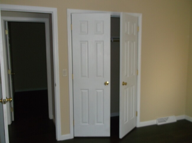 Master Bedroom - 7824 Rabbitt Rd