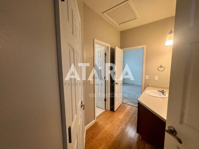 Building Photo - 11458 Harvest Crest Way