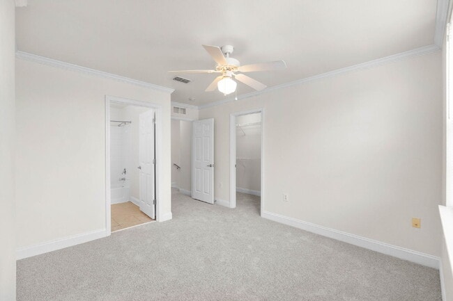 Building Photo - 554 Wingspan Way