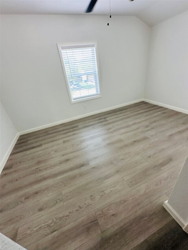 Building Photo - 7131 Carvel Ln