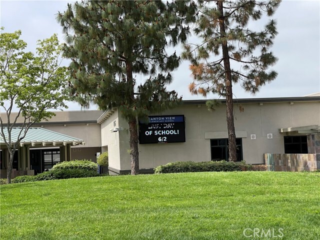 Building Photo - 910 Timberwood