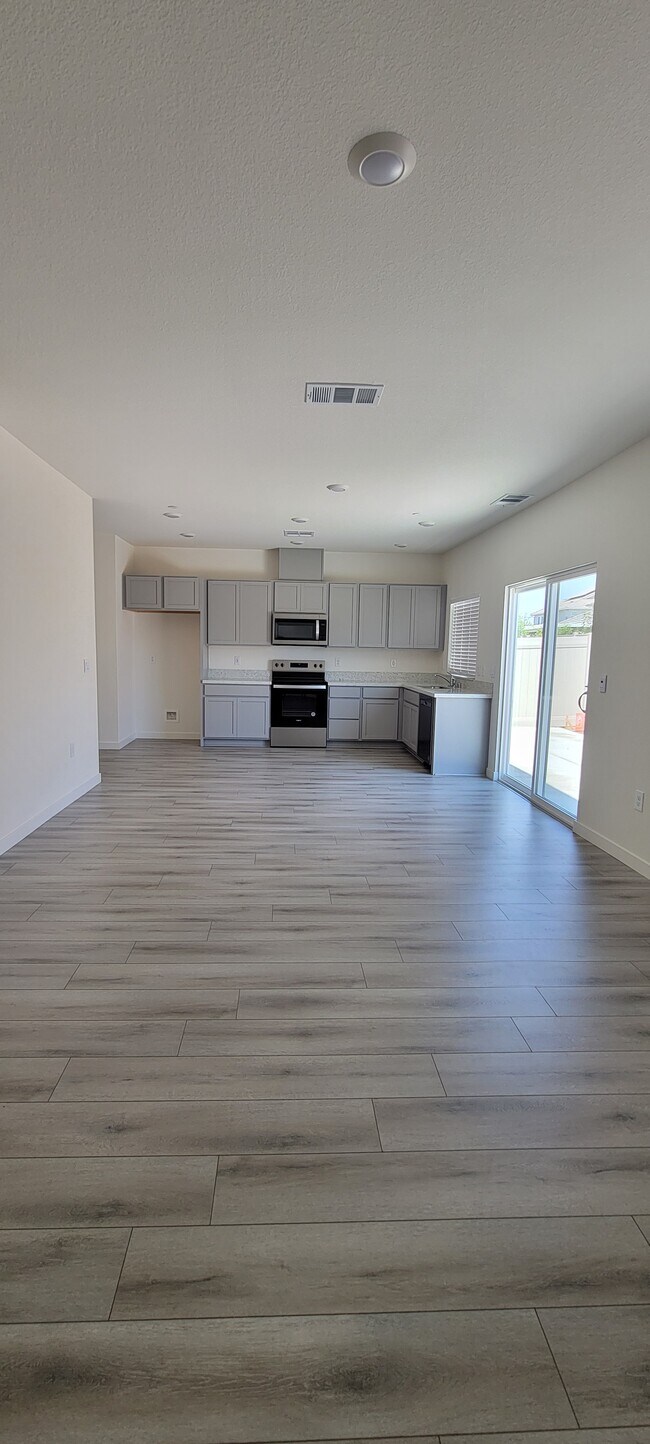 Building Photo - 8911 Osterville Wy