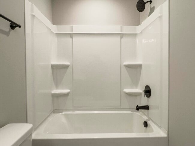 Building Photo - 406 Jonathan Wade Cir
