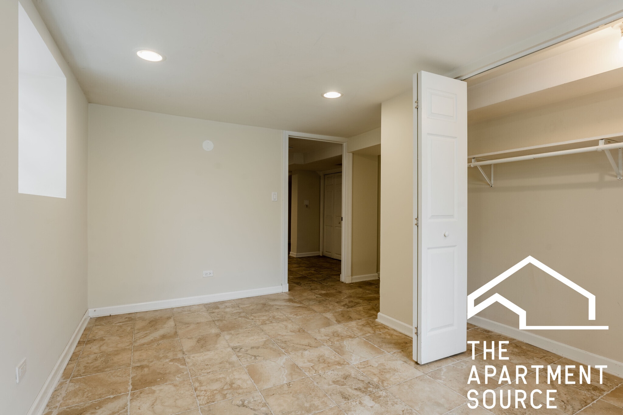 Building Photo - 2660 N Ashland Ave