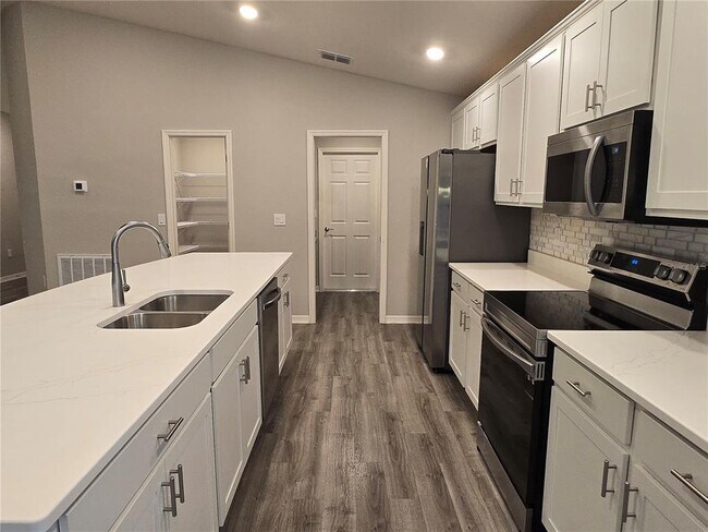 Building Photo - 1352 Mountain Flower Ln