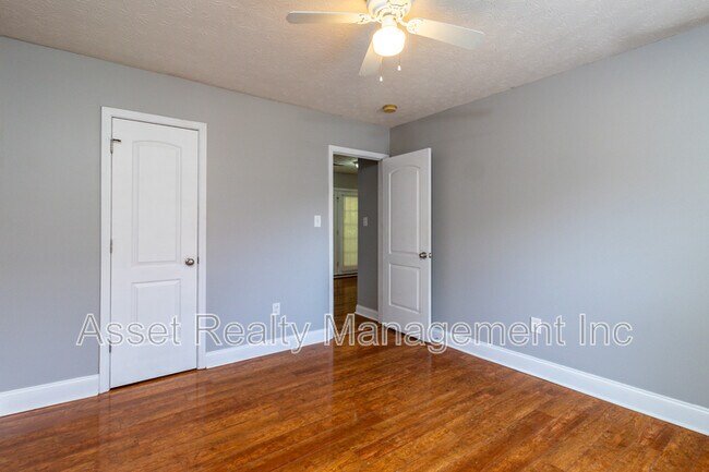 Building Photo - 7005 Buddy J Ln