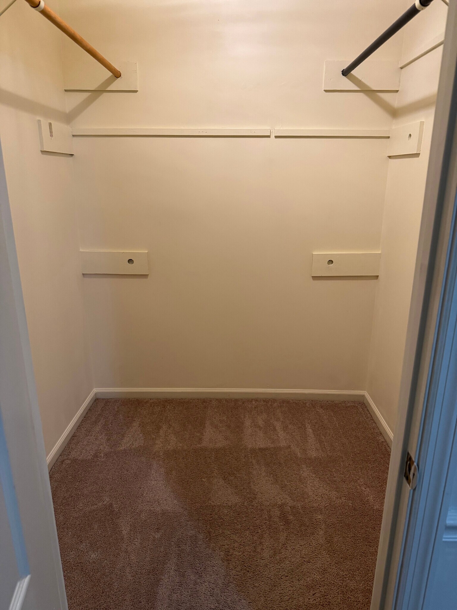 Master Closet - 426 Arlington Dr