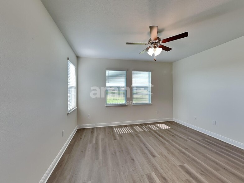 Building Photo - 1095 Heavenly Dr