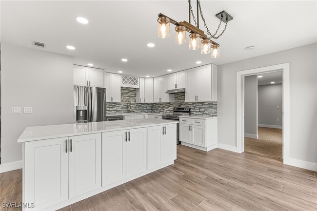 Building Photo - 1890 Bald Eagle Dr