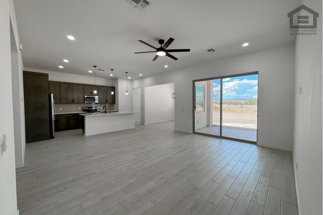 Building Photo - 3Bed/2Bath House in North Surprise! BRAND NEW! NEVER LIVED IN!