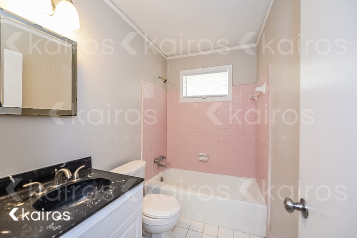 Building Photo - 313 Shoreditch Dr