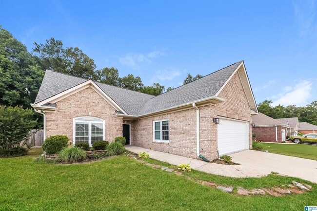 Building Photo - 317 Old Cahaba Trail