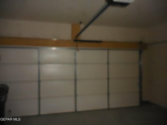 Building Photo - 552 Pne Vly Pl