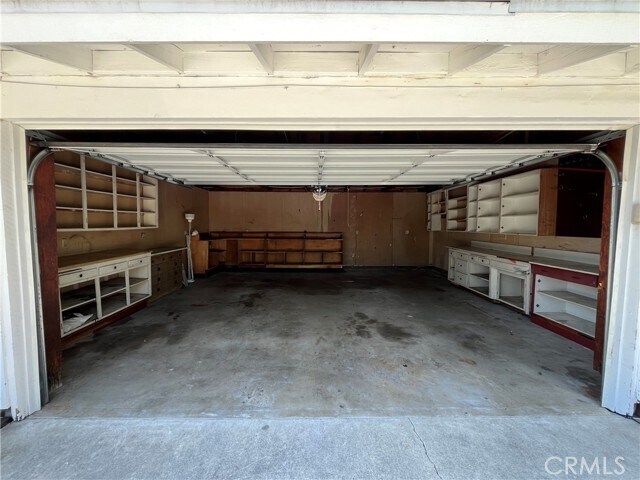 Building Photo - 5710 Jumilla Ave