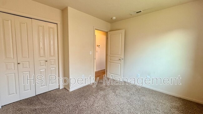 Building Photo - 5709 Sidon Ln