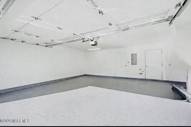 Building Photo - 28 Catherine St