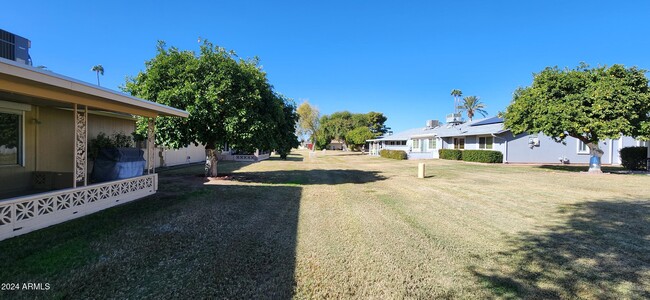 Building Photo - 10338 W Kingswood Cir