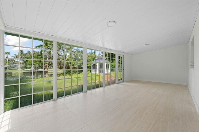 Building Photo - 11770 Griffing Blvd