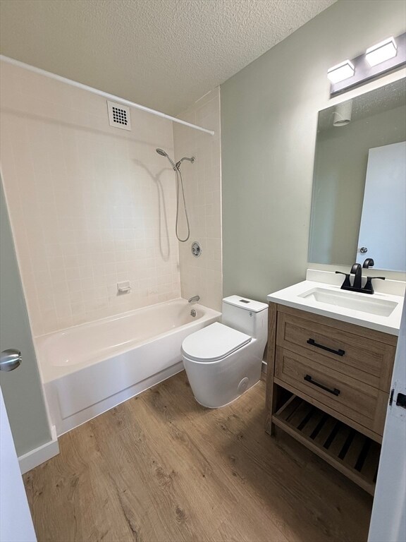 Building Photo - 44 Washington St