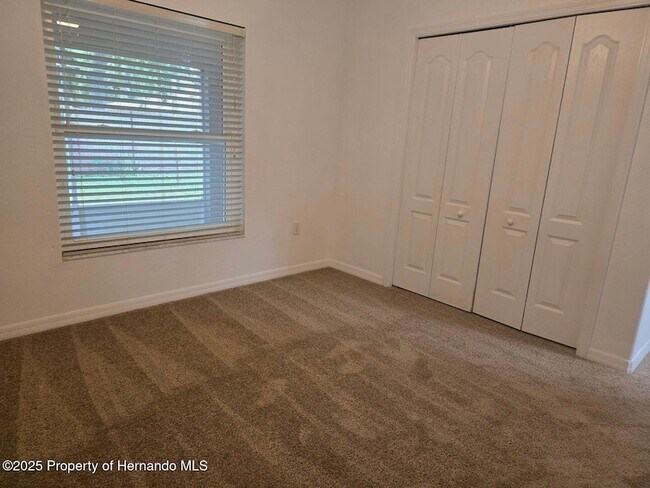 Building Photo - 542 Fairbanks Rd