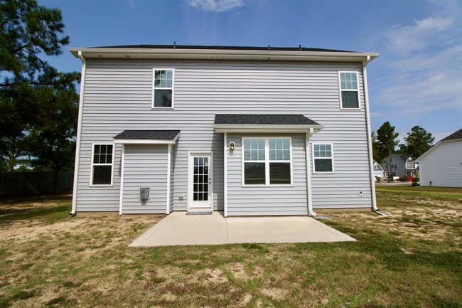 Building Photo - 195 Sandy Springs Rd