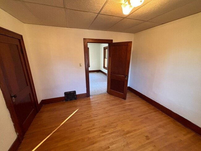 Building Photo - 510 Vaughn St