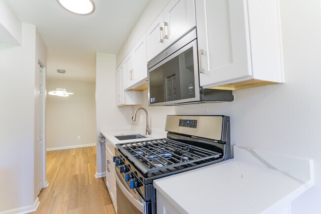 Building Photo - 8308 Tobin Rd