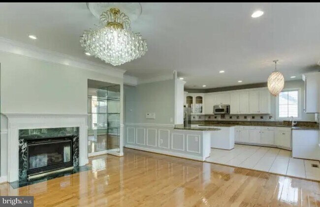 Building Photo - 5634 Tower Hill Cir