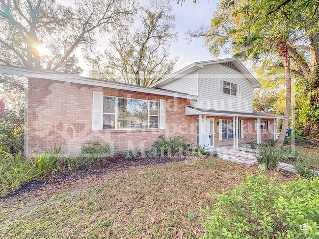 Building Photo - 1631 Monterey Ln