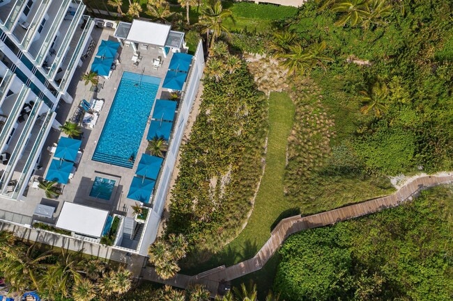 Building Photo - 3730 N Ocean Dr