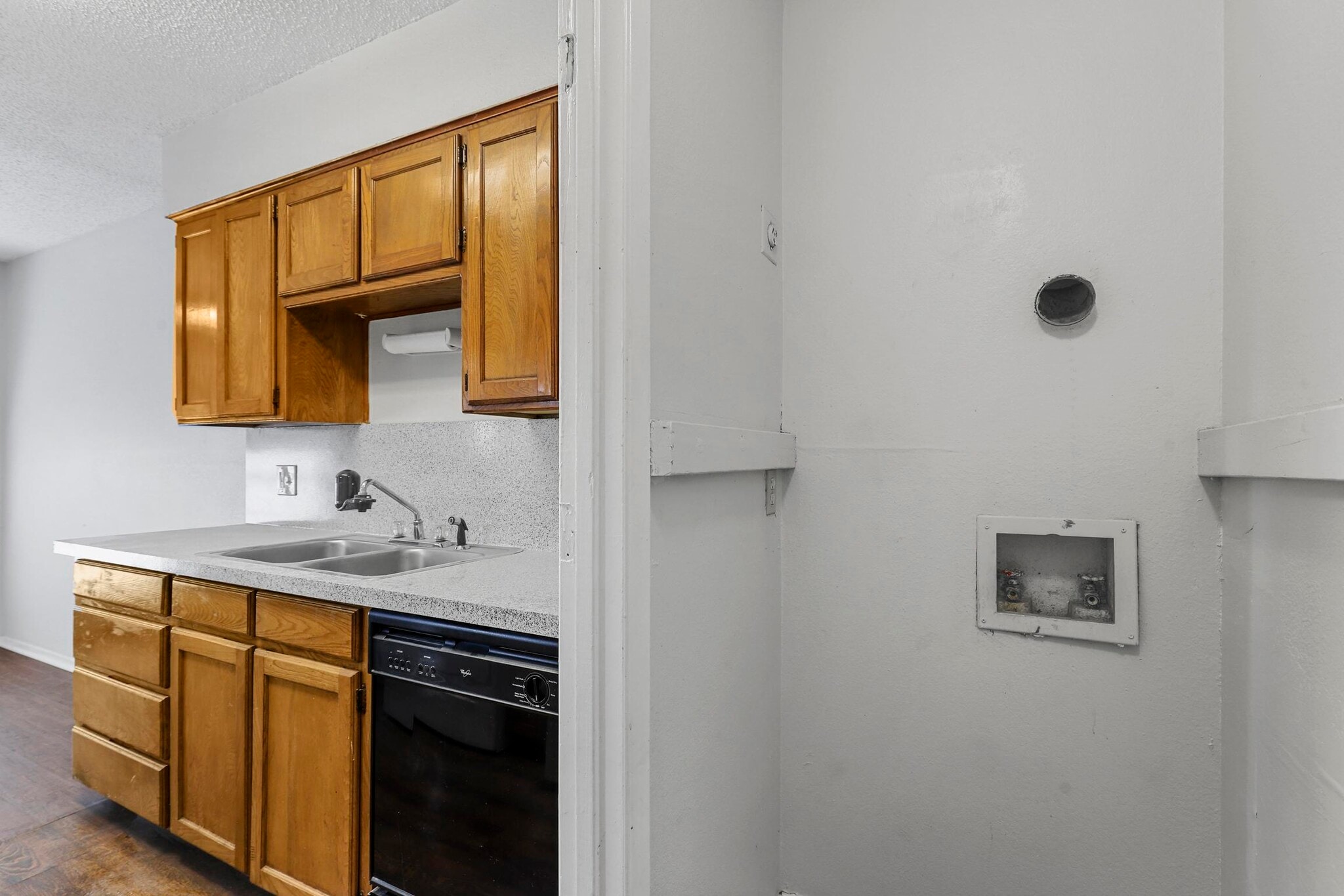 Building Photo - 4920 Brianhill Dr