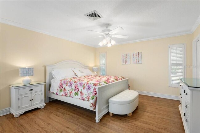 Building Photo - 1387 Moonmist Dr