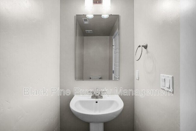 Building Photo - 1764 W Heavy Timber Dr
