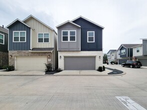 Building Photo - A true gem on a quiet corner lot, this spacious and sun-filled home is tucked away from street no...