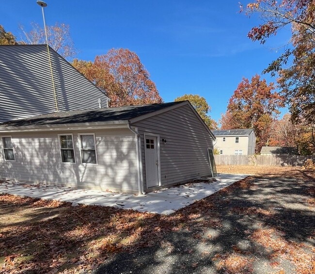 Building Photo - 616 Ramah Rd