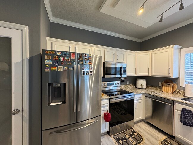 Building Photo - 1376 NW 120th Way