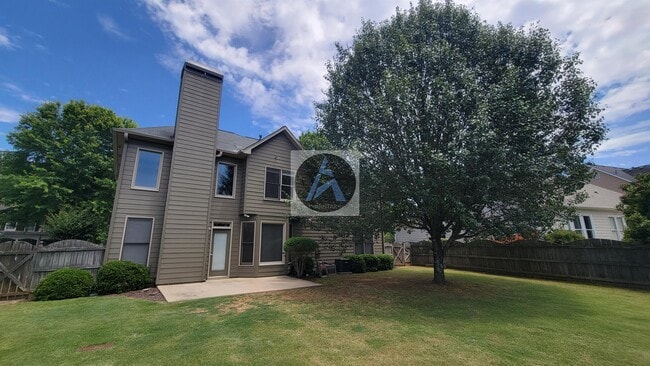 Building Photo - 223 Elmbrook Ln