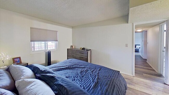 Building Photo - 6800 E Tennessee Ave