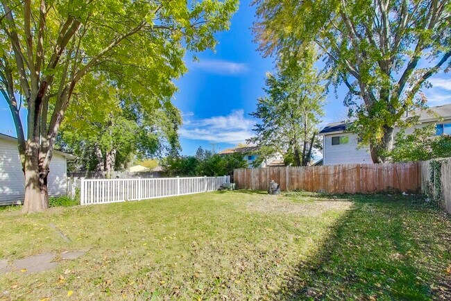 Building Photo - 1018 Pheasant Run Ln