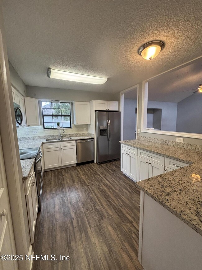 Building Photo - 12344 Cormorant Ct