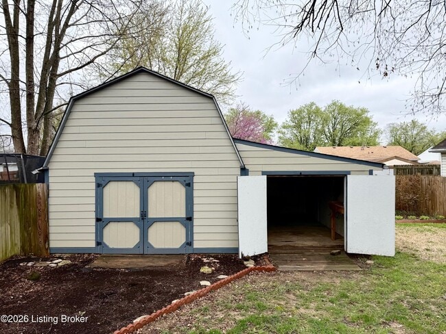 Building Photo - 2632 Alanmede Rd