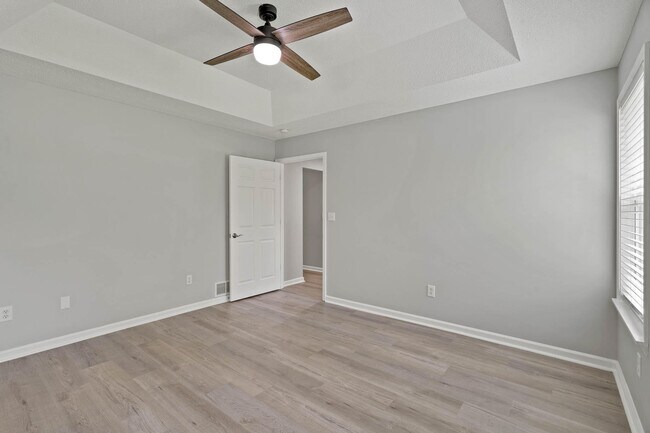 Building Photo - 2404 Lubbock Ct
