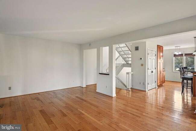 Building Photo - 770 Trenton Ave