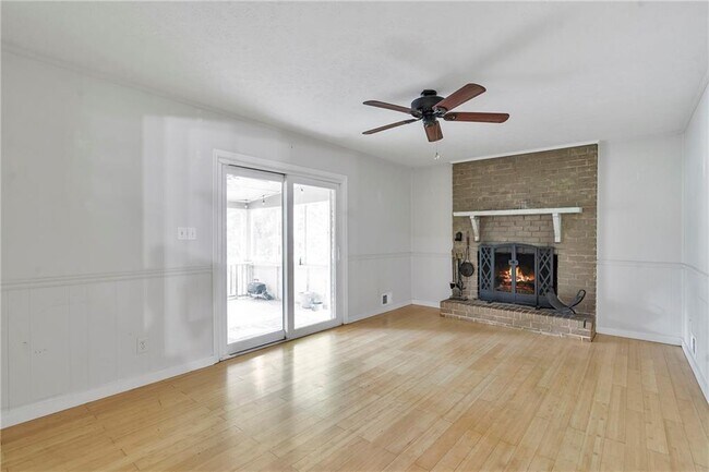 Building Photo - 2850 Templar Knight Dr