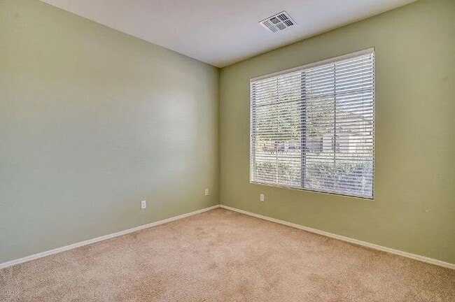 Building Photo - 3470 E Riopelle Ave